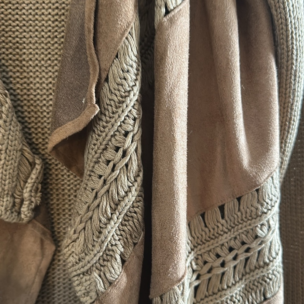 NEW Venus Trending Faux Suede Crochet Fringed Brown Women's Cardigan Sweater M - Picture 11 of 13